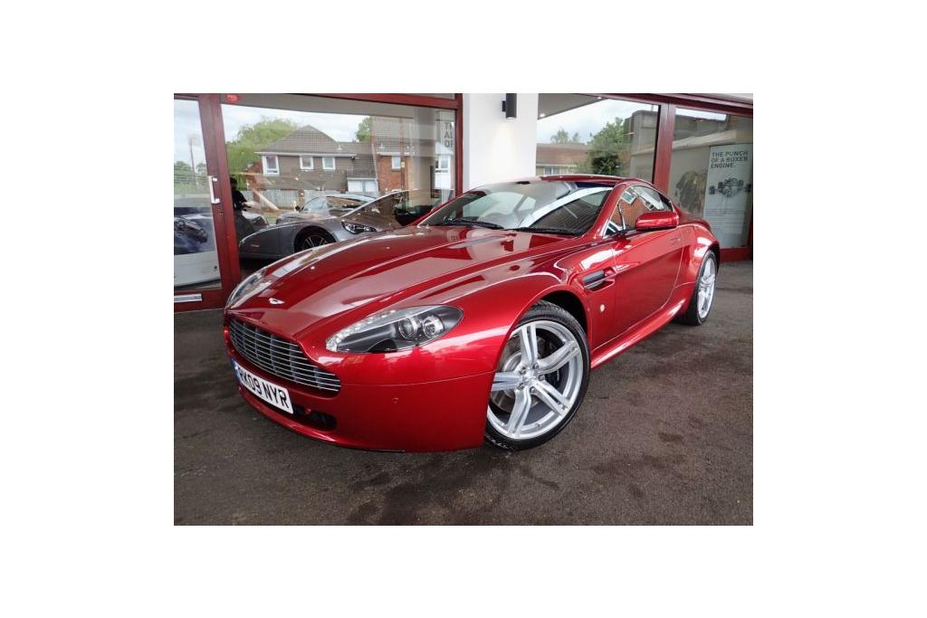 Aston Martin V8 Vantage Coupe 10420