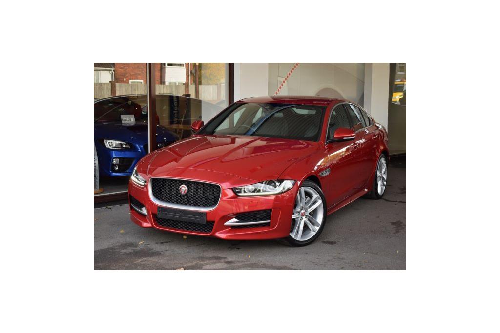 Jaguar XE 2.0 R Sport (240) Auto 14030