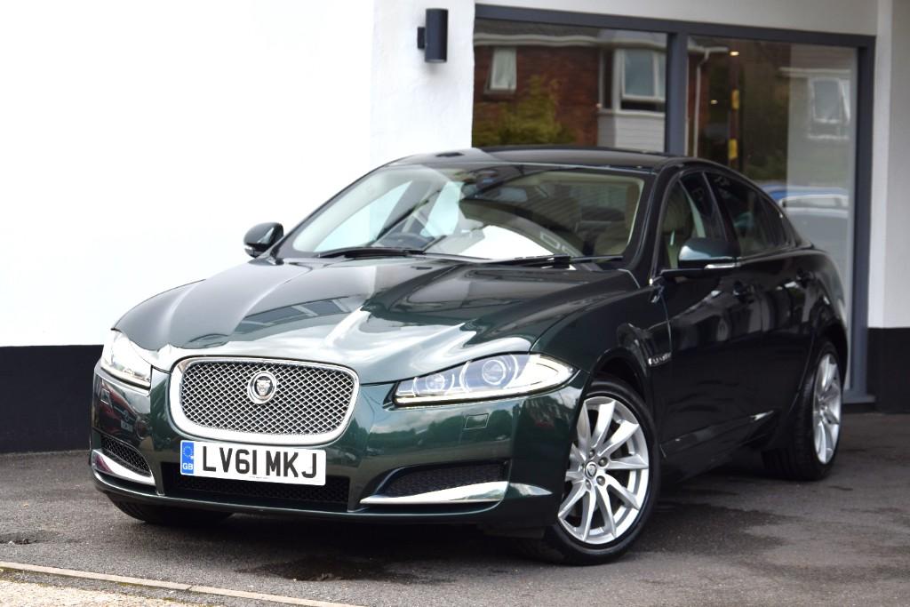 Jaguar XF 2.2D Premium Luxury  19090