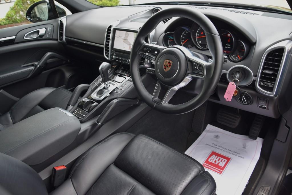 Porsche Cayenne 3.0D TIPTRONIC 'S' 20135