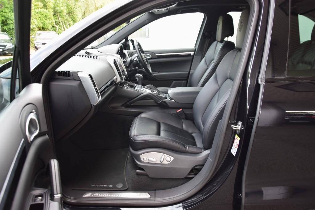 Porsche Cayenne 3.0D TIPTRONIC 'S' 20136