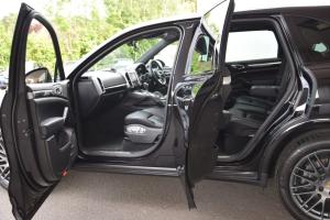 Porsche Cayenne 3.0D TIPTRONIC 'S' - thumb201317