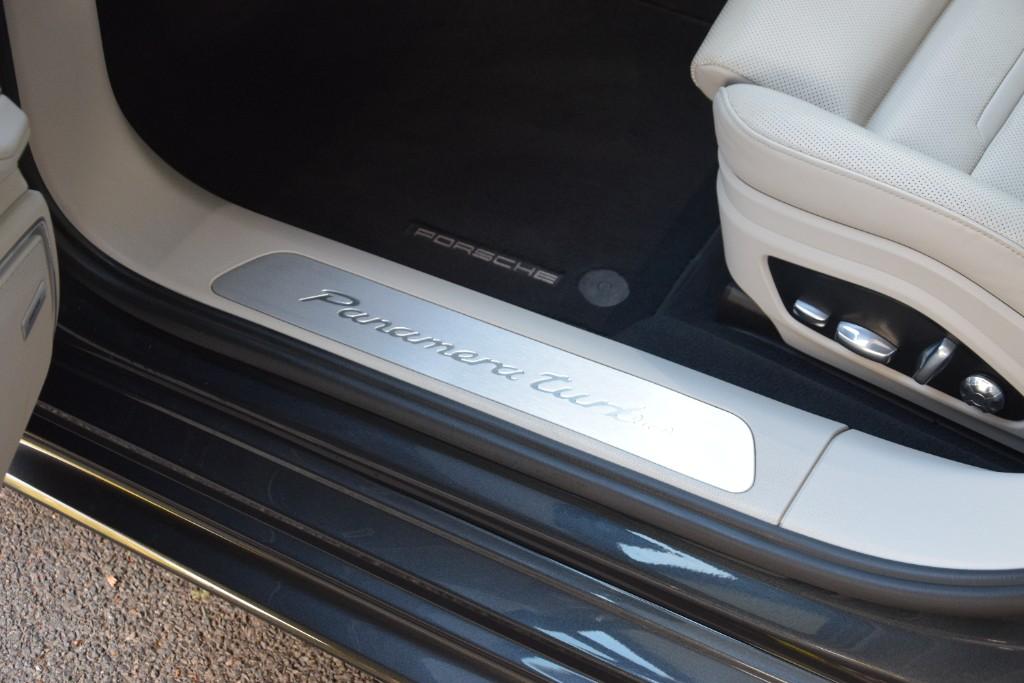 Porsche Panamera Turbo Sport Turismo Auto 215514