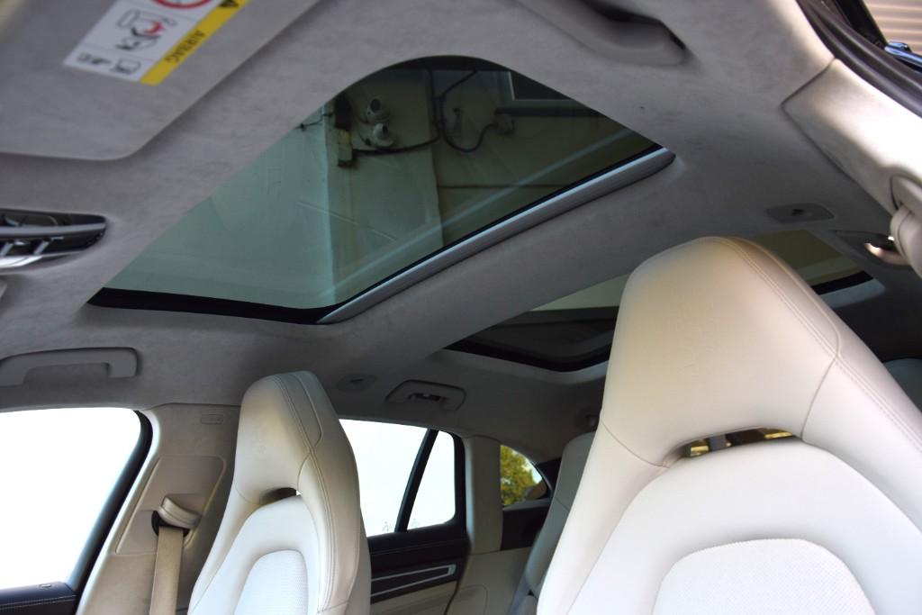 Porsche Panamera Turbo Sport Turismo Auto 215524