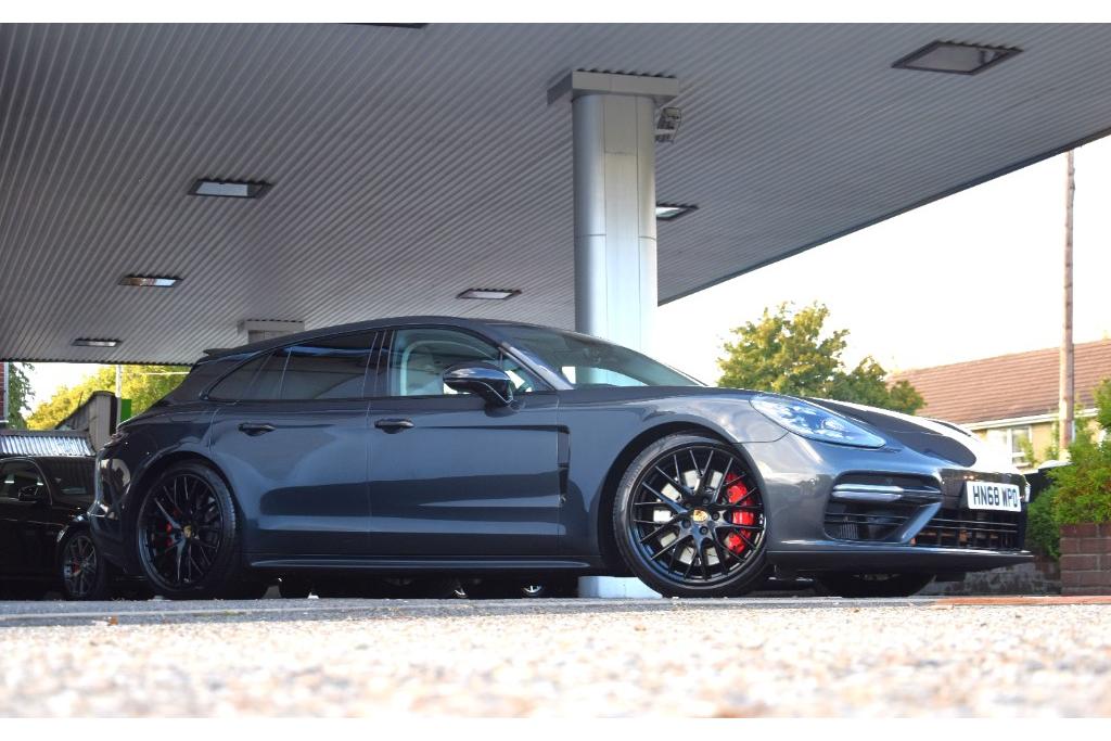 Porsche Panamera Turbo Sport Turismo Auto 215531