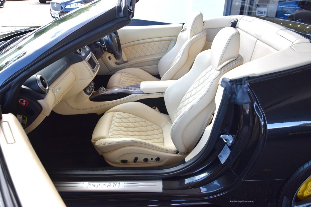 Ferrari California '30' EDITION 21585