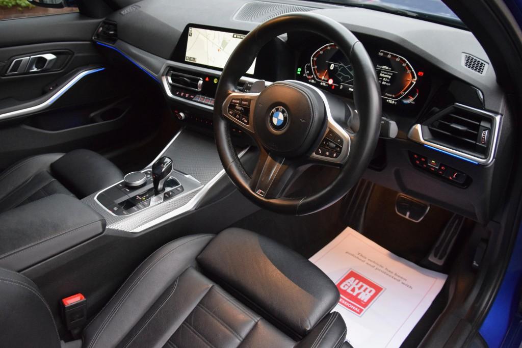 BMW 3 Series 320i M Sport Auto 216310