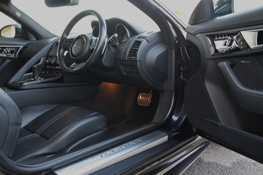 Jaguar F Type 'R' 5.0 V8 S/C 550 AWD 22037