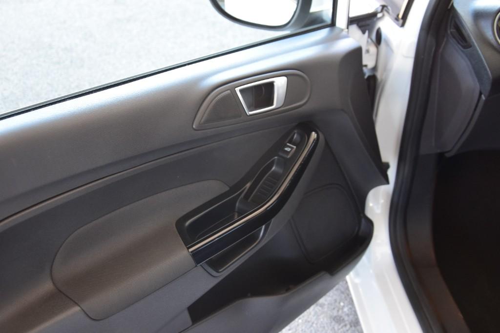 Ford Fiesta 1.2 Zetec Hatchback 221112