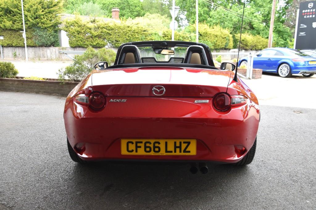 Mazda MX-5 SPORT NAV 221310