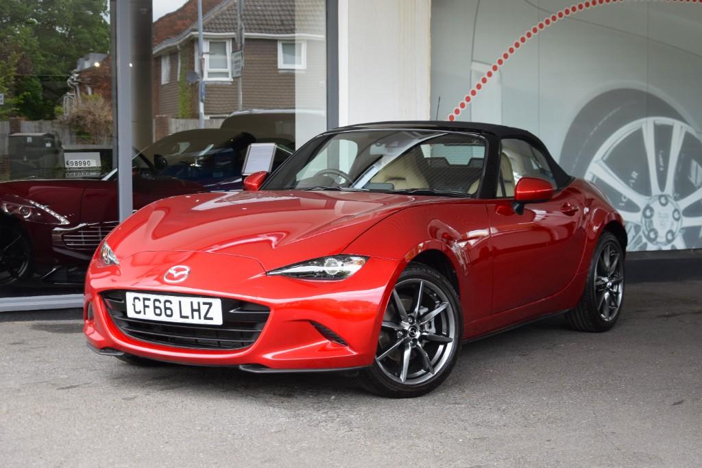 Mazda MX-5 SPORT NAV 221311
