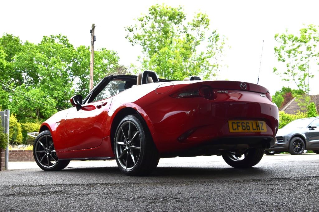 Mazda MX-5 SPORT NAV 221317