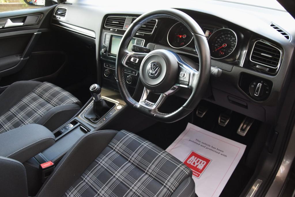 Volkswagen Golf 2.0 GTD TECH BLUE MOTION 22186