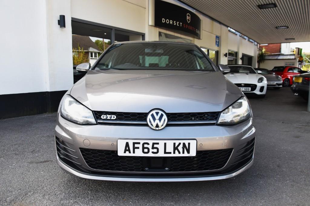 Volkswagen Golf 2.0 GTD TECH BLUE MOTION 221810