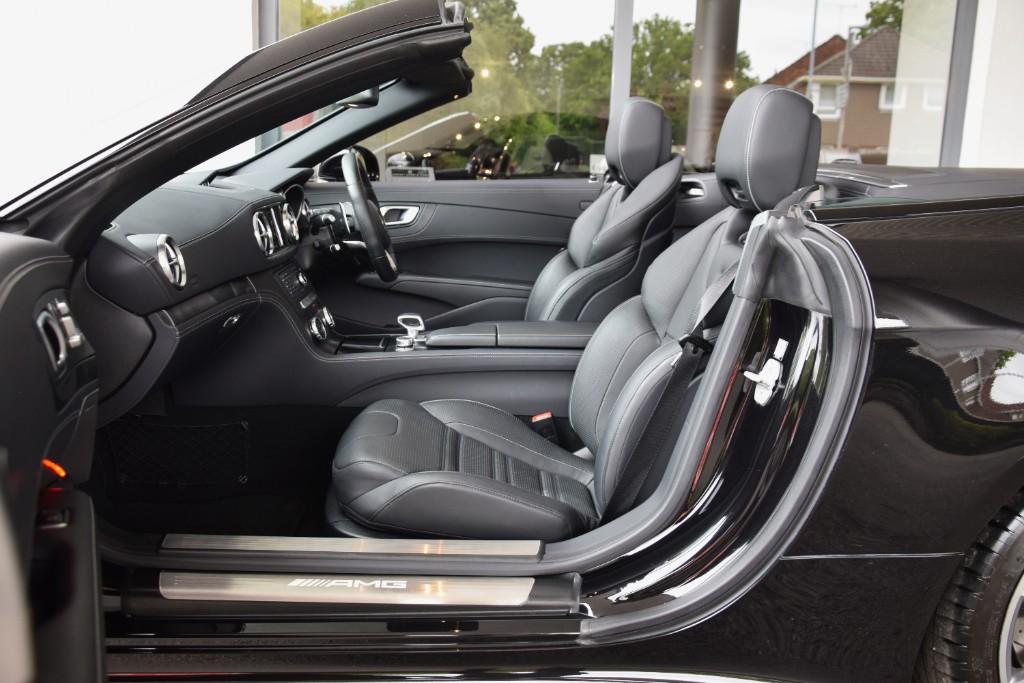 Mercedes SL 63 V8 AMG AUTO  22247