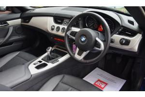 BMW Z4 2.0i S Drive Manual - thumb22386