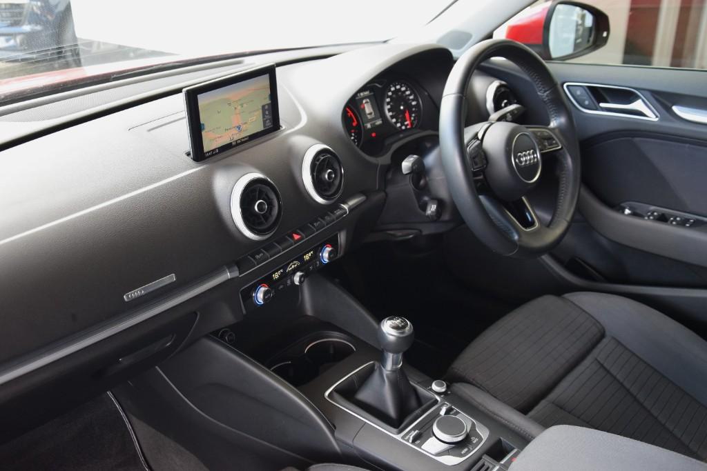 Audi A3 TFSI SPORT 1.0 MANUAL  224813