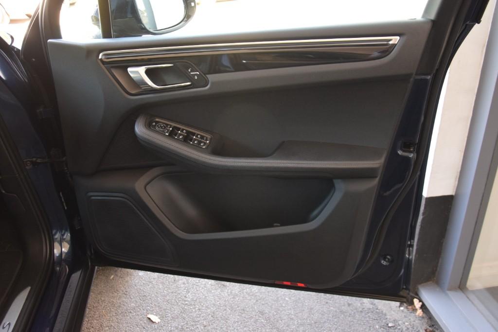 Porsche Macan 3.0 V6 'S' Auto 226015