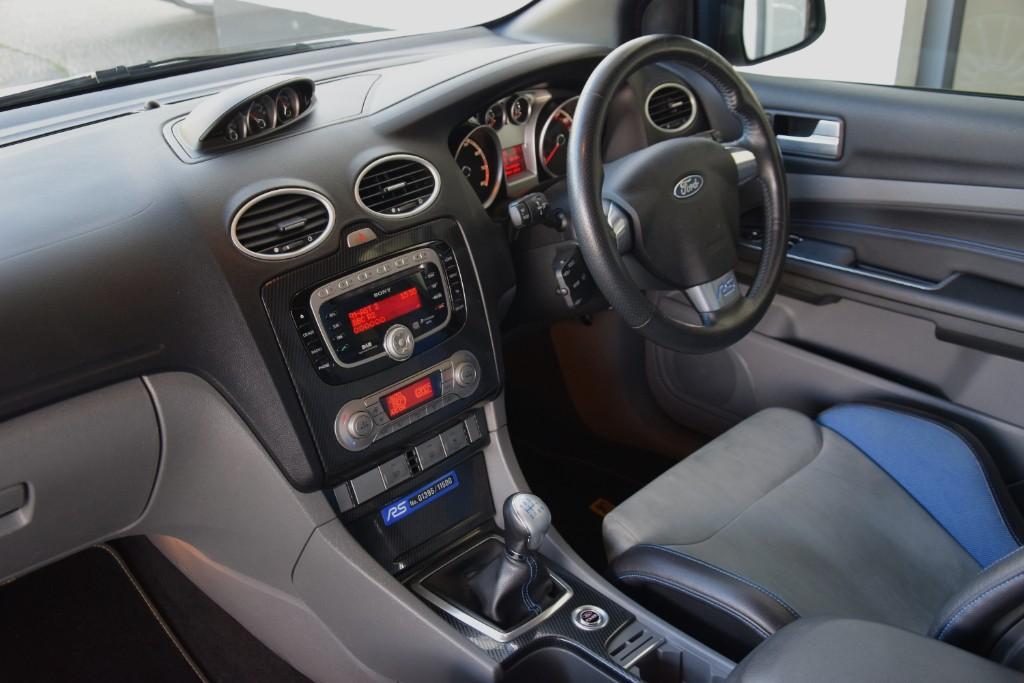 Ford Focus  2.5 RS Manual  227210
