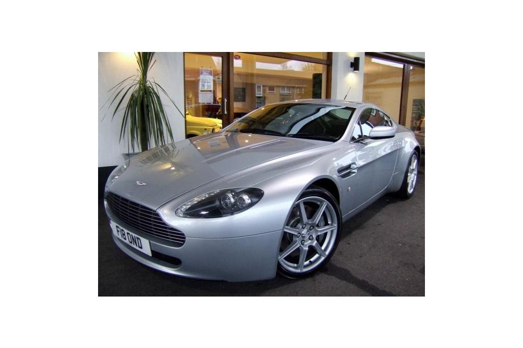Aston Martin V8 Vantage 4.3 5220