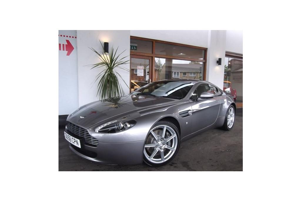 Aston Martin V8 Vantage 4.3 6010