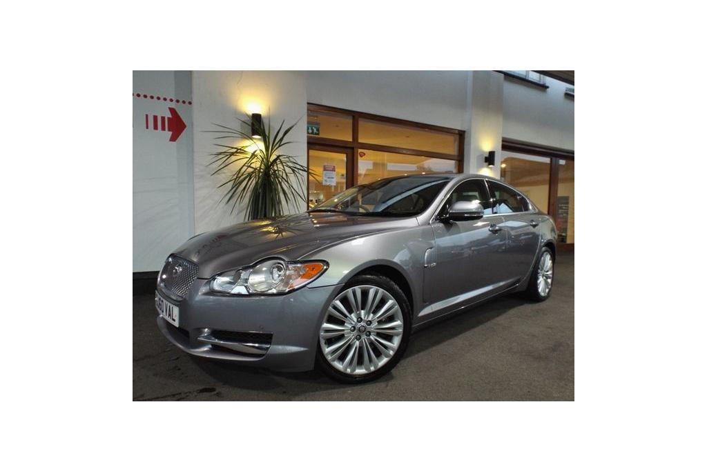 Jaguar XF 3.0D PREMIUM LUXURY 6870