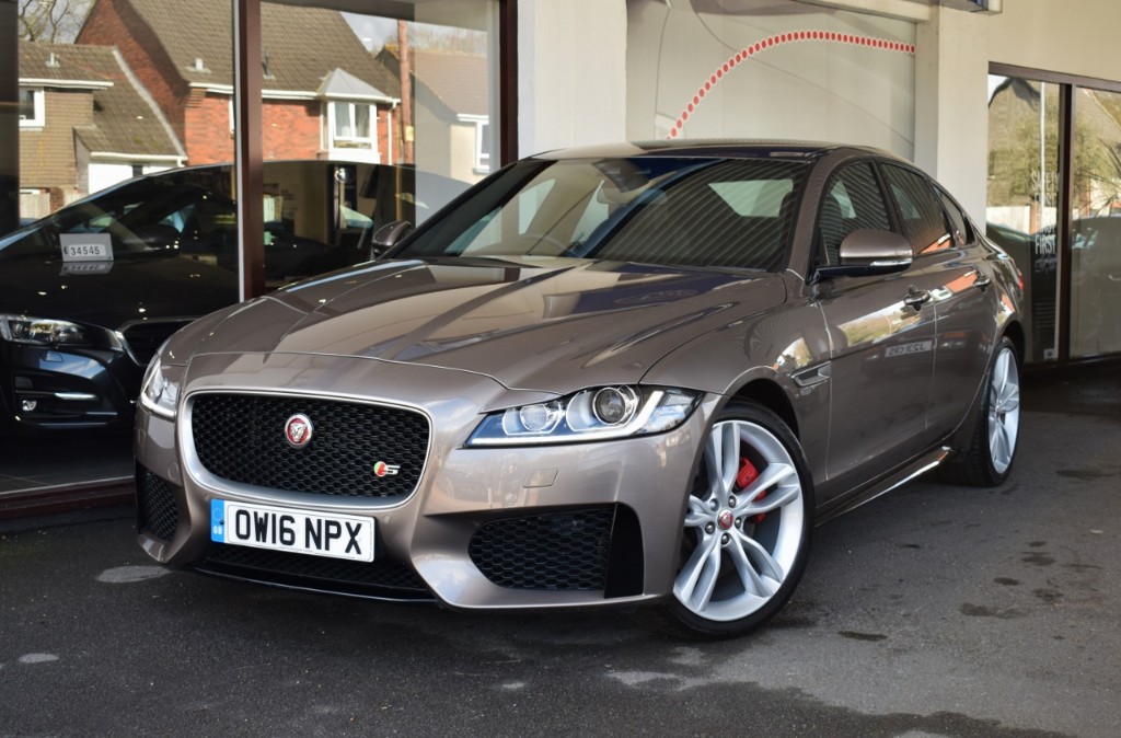 JAGUAR XF 3.0D 'S' (300PS)