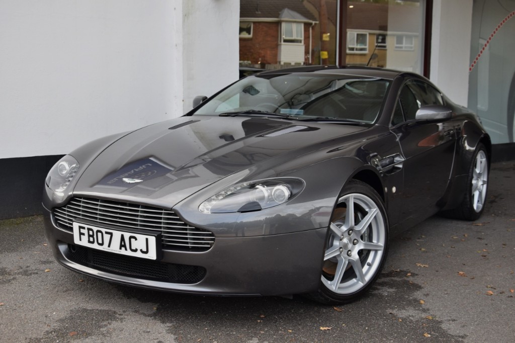 ASTON MARTIN VANTAGE 4.3 V8 MANUAL