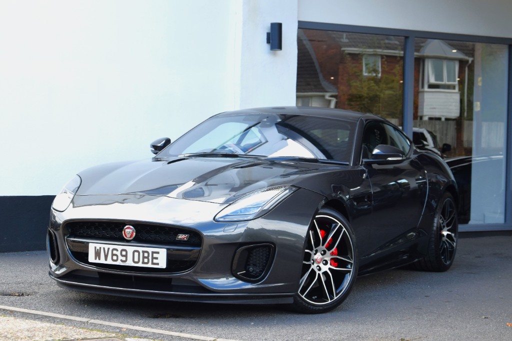 JAGUAR F TYPE 3.0 V6 CHEQUERED FLAG EDITION